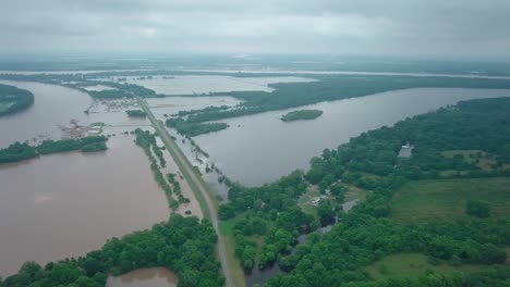 Historische-Überschwemmung-Des-Arkansas-River-In-Der-Nähe-Von-Pine-Bluff,-Jefferson-County-2019