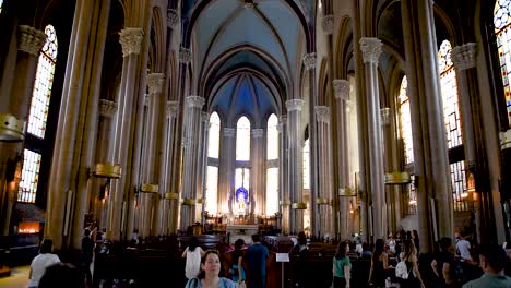 Vista-Interior-De-La-Iglesia-De-St