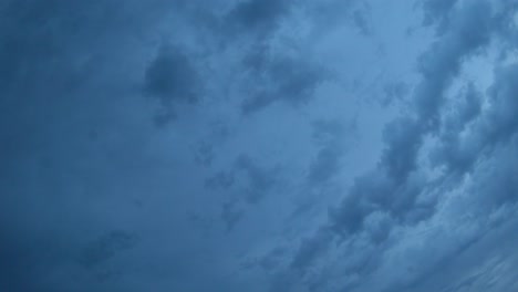 Dunkle,-Gruselige-Sturmwolken-Im-Zeitraffer-4k