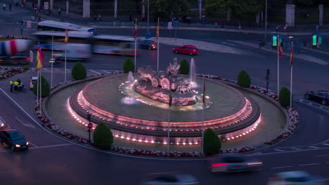 Timelapse-during-sunset-from-Madrid-town-hall,-Cibeles-square-as-foreground