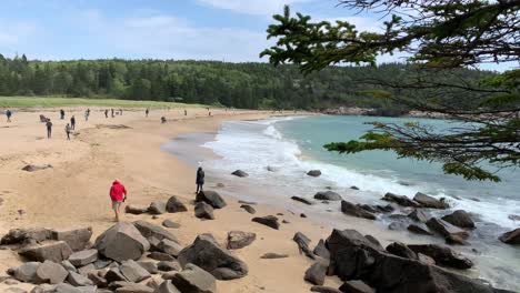 4k-De-Playa-De-Arena-En-El-Parque-Nacional-De-Acadia-Cerca-De-Bar-Harbour-Maine