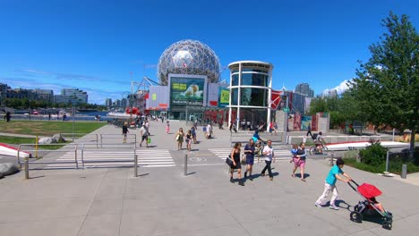 El-Icónico-Edificio-Con-Cúpula-Geodésica-Del-Mundo-De-La-Ciencia-De-Vancouver