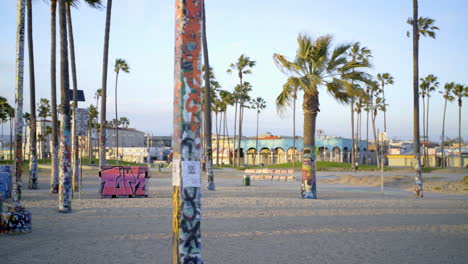 Overview-of-deserted-beach-in-Venice-during-coronavirus-outbreak