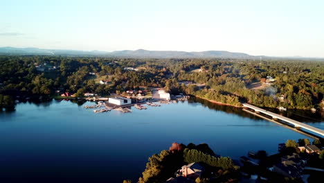 Aerial-Push-Lake-Hickory-NC,-Lake-Hickory-North-Carolina