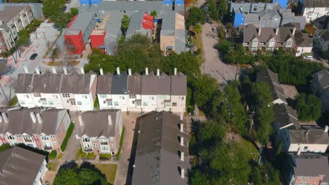 Aerial-view-of-Affluent-homes-near-downtown-Houston-in-the-Rice-Village-area