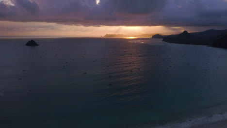 4K-CLOUDY-SUNSET-OVER-LOMBOK,-INDONESIA