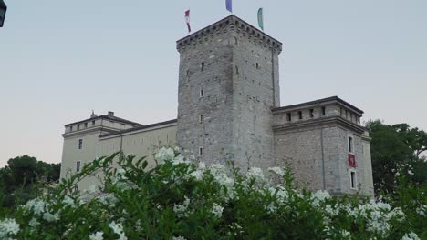 Fortaleza-De-Rocca,-Ciudad-De-Riva-De-Garda,-Italia,-Museo-Del-Castillo-Medieval-Del-Siglo-Xii