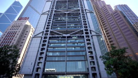 HSBC-Bank-Building-in-Central-Financial-District,-Hong-Kong