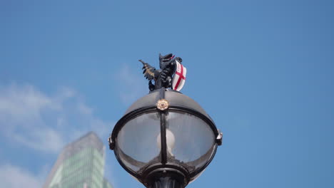 City-of-London-Dragon-on-top-of-a-lamppost