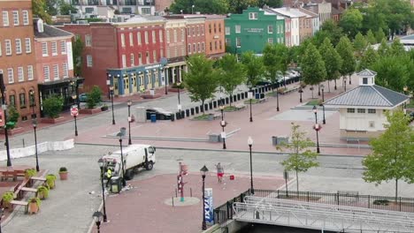 Garbage-collection-in-the-empty-Baltimore-during-covid19-outbreak