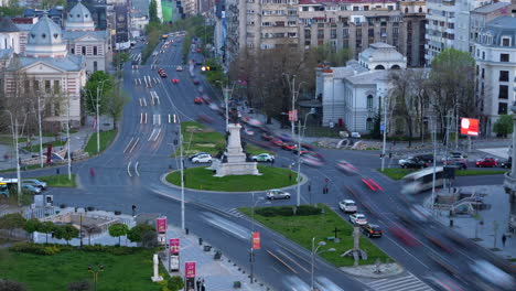 Traffic-congestion-during-rush-hour-at-Bucharest-roundabout,-timelapse