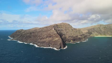 aerial-fly-away-of-the-makapuu-light-house-in-waimanalo-hawaii-with-the-ocean-in-view