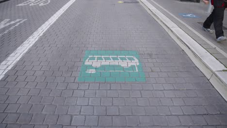 Symbol-Für-Die-Ladestation-Für-Elektrobusfahrzeuge