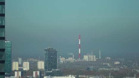 Kohlekraftwerk-In-Der-Stadt-Warschau,-Polen,-Zeitraffer