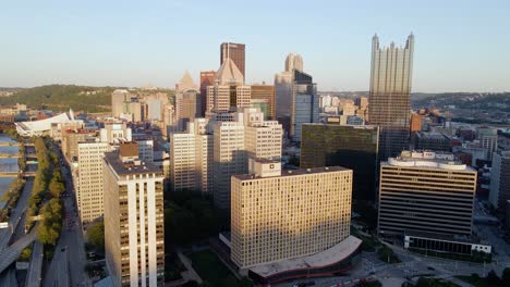 Aerial-view-around-the-quiet-downtown-of-Pittsburgh-city,-USA---orbit,-drone-shot