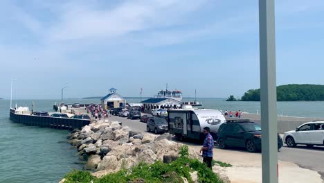 Panoramic-View-of-Lake-Erie-seen-from-Miller-Ferry-port-at-Catawba-Island,-Ohio