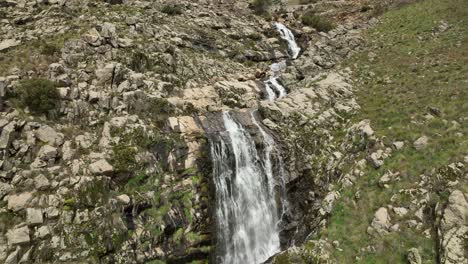 Gorgeous-waterfall-in-Valle-del-Jerte,-Spain