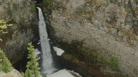 Slow-motion-of-the-Spahat-Falls