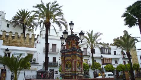 Fountain,-Plaza-De-España,-Vejer-De-La-Frontera,-Andalusia,-Spain