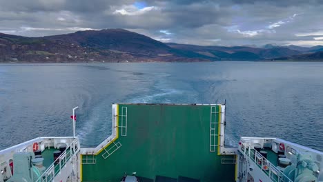 Ferry-from-Ullapool-to-The-Isle-of-Lewis,-Scotland