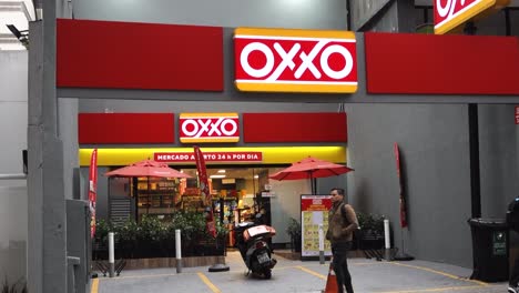 Sao-Paulo:-Exterior-view-of-OXXO-mini-market-24h,-a-mexican-grocery-store-company