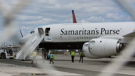 Ukraine-war-refugees-repatriated-on-a-DC-8-plane-by-the-non-profit-organization-Samaritan's-Purse-in-the-city-of-Toronto,-Ontario,-Canada---May-28,-2022