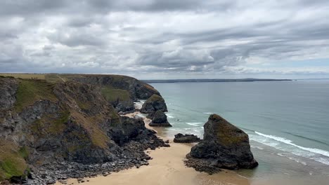 Cornwall-coast-at-Carnewas-and-Bedruthan-Steps-between-Padstow-and-Newquay,-England---United-Kingdom