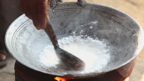 Boiled-Coconutmilk-Coconut-Milk-in-Pan-on-Stove-Traditional-Stove