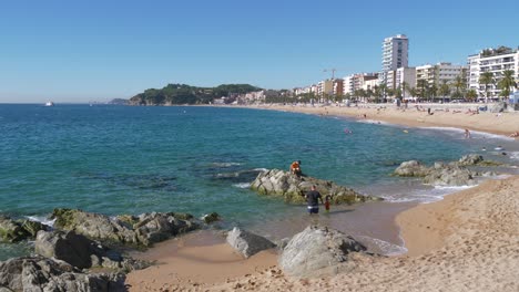 Main-beach-of-Lloret-de-Mar-Costa-Brava,-city,-turquoise-water