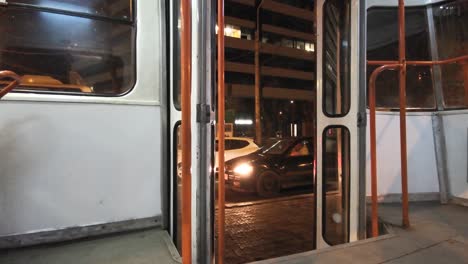 Tram-doors-opening