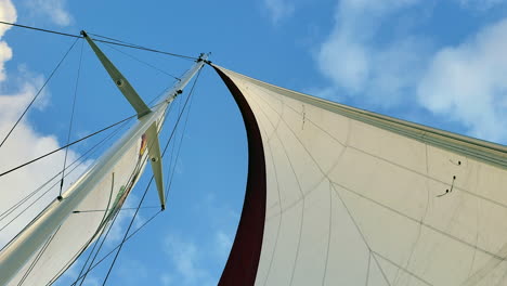 This-is-4k-video-of-a-Sailboats-mast-and-sail-rocking-back-and-forth-on-the-Ocean