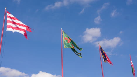 Historische-Mittelalterliche-Flaggen,-Symbole-Und-Banner