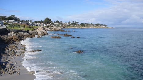 Pacific-Grove,-Lovers-Point,-waves-along-coastline