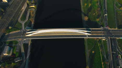Luftaufnahme-Der-Troja-Brücke-In-Prag-Holesovice