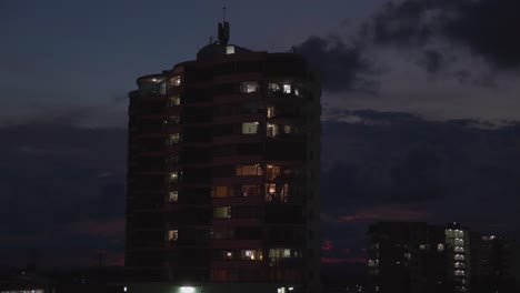 Nachtaufnahme-Des-Stadtturms