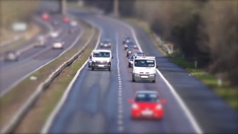 Cinemagraph-and-tiltshift-of-traffic-on-a-highway-with-only-right-lane-moving