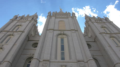 Low-Angle-shot-of-the-Mormon-Temple-in-Salt-Lake-City,-Utah