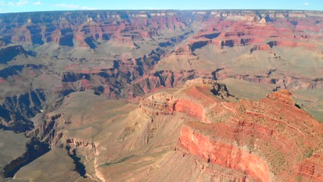 Drone-aerial-shot-of-the-Grand-Canyon-in-Arizona,-USA