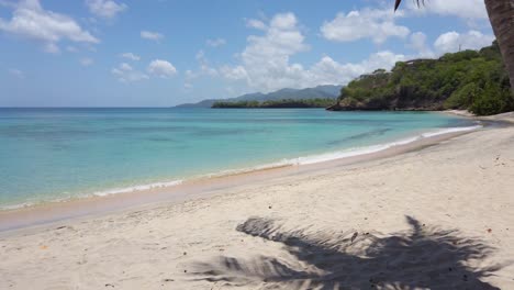 The-amazing-Caribbean-sea-on-the-island-of-Grenada