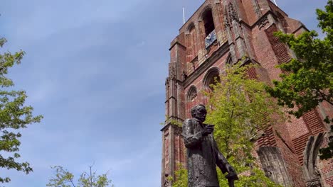 Old-Church-Tower-Oldehove-Leeuwarden-Time-Lapse,-Spring,-Sunny-clouds