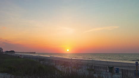 Sunrise-timelapse-over-ocean-in-Myrtle-Beach,-South-Carolina