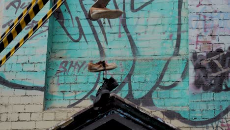 tied-sneakers-hanging-on-cable-Hosier-Lane-Melbourne-CBD