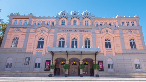 Teatro-Romea-timelapse-with-blue-skies