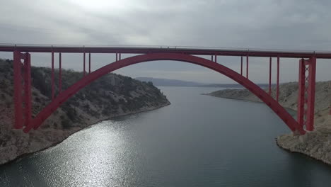 Maslenica-Brücke,-Kroatien