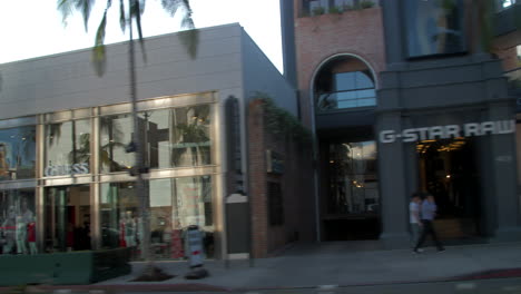 Travelling-shot-on-Rodeo-Drive-