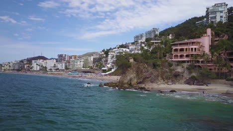 Antena-De-Puerto-Vallarta,-Playa-De-México
