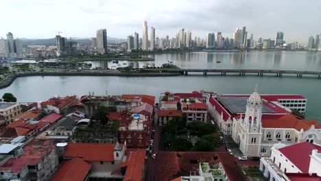 Video-Aéreo-Filmado-Sobre-La-Ciudad-De-Panamá