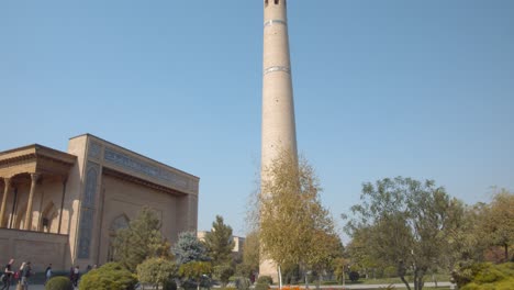 Muslim-religious-complex,-mausoleum-Hazrati-Imam-in-Tashkent,-Uzbekistan