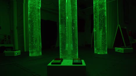 Calming-soothing-green-aquarium-bubble-column-sensory-tubes