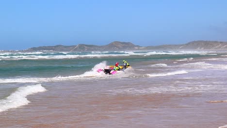 Trans-Agulhas-Race:-Marshmallow-Pop-arrive-with-Pang-to-Brenton-on-Sea